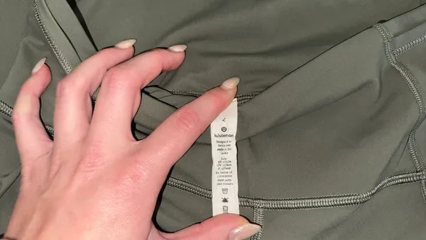 Fast And Free 25" Lululemon sage green - Image 3