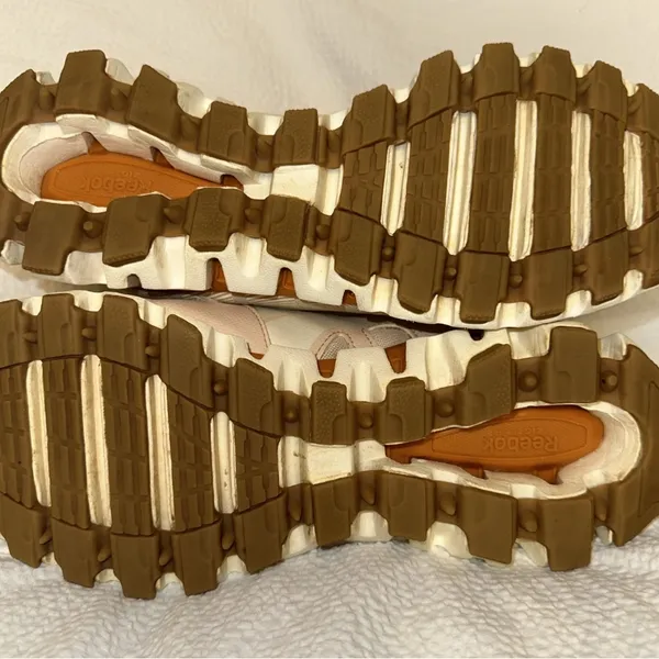 Reebok. Women's ZigWild Trail 6 Shoes Sz Wms 9‎ Soft Ecru - Image 6