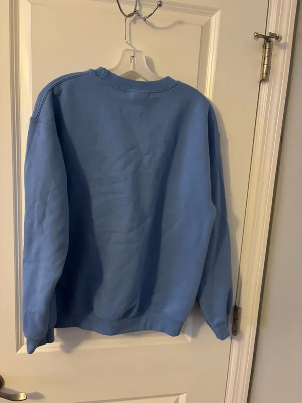 Gildan Sky Blue Crewneck Sweatshirt, Sz M - Image 2