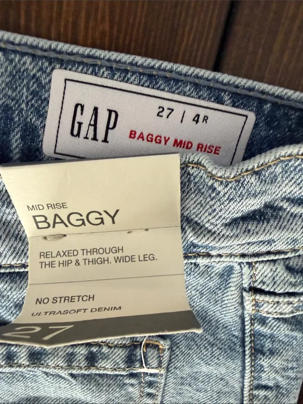 Gap Baggy Style Jeans Women’s Size 27 NWT Relaxed Denim - Image 2