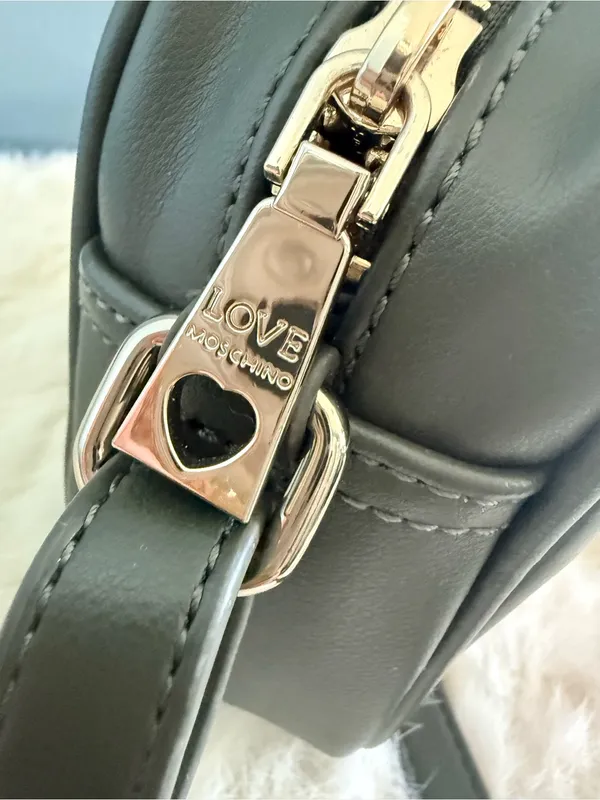 Love Moschino Camera Style Convertible Crossbody Belt Bag - Image 10