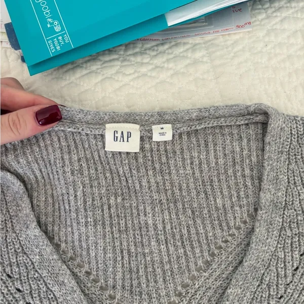 Gap flare sleeve sweater - Image 2