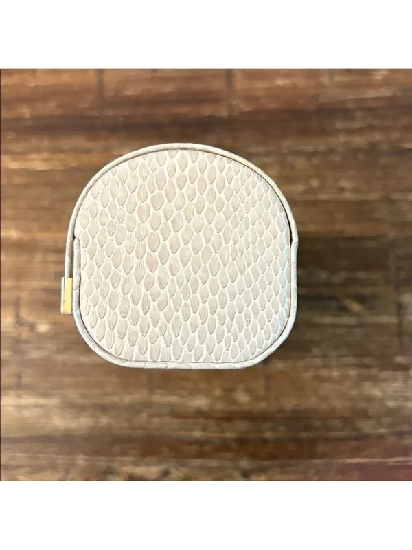 Jimmy Choo White Faux Snakeskin Magnetic Sunglasses Case‎ & Logo Cloth EUC - Image 3