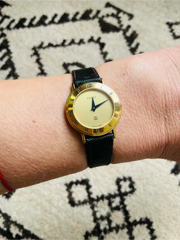 Ladies authentic GUCCI dress watch 🌹 - Image 7