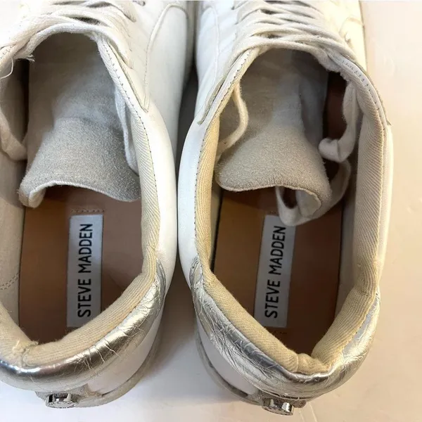 Steve Madden Sneaker - Image 5