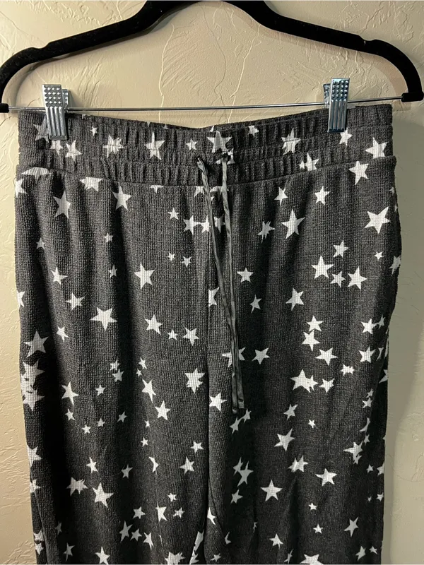 Victoria’s Secret Gray Waffle Knit Star Print Lounge Joggers - Image 3