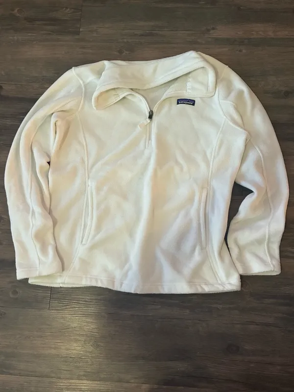 Patagonia white fleece pullover  - Image 2