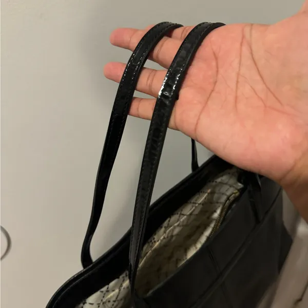 Kate Spade Black Patent Leather Bow‎ Accent ToteC - Image 9