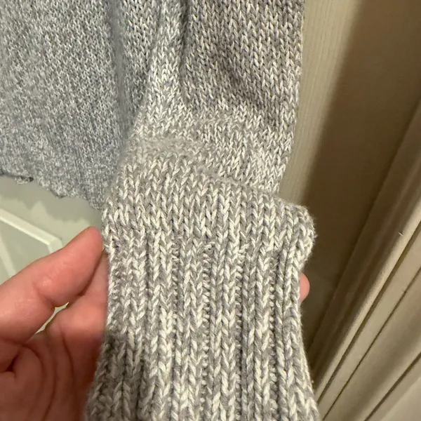 Aerie Heathered Gray Crew Neck Sweater - Image 6