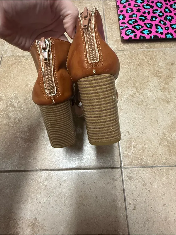 Worthington block heels - Image 7