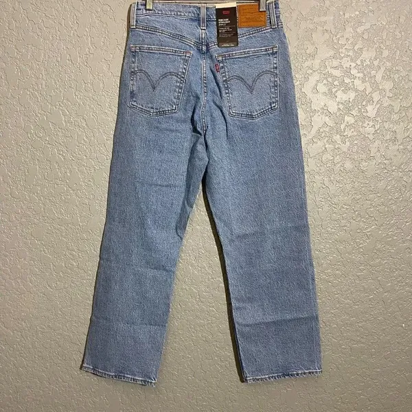 Levi’s Ribcage Straight Ankle Jeans - Image 5