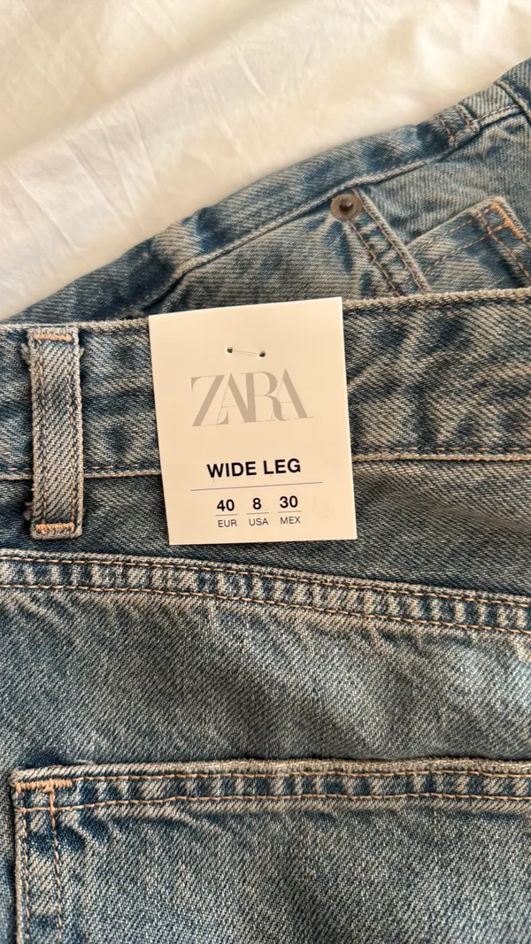 ZARA Jeans High-Rise Wide-Leg - Image 4