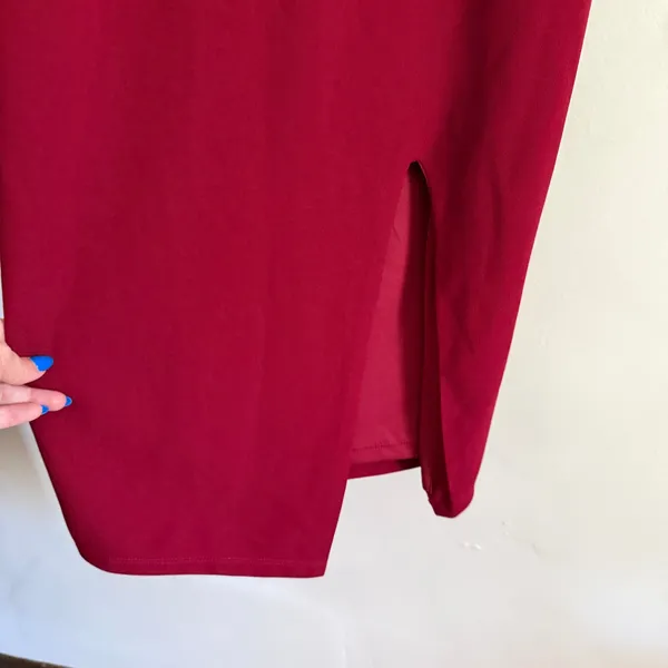Lilyful Burgundy Sweetheart V Neck Sleeveless Midi Sheath Dress Side Slit Small - Image 4