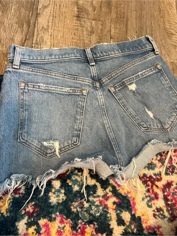 Abercrombie the mom High-Rise Distressed Denim Shorts - Blue - Image 9