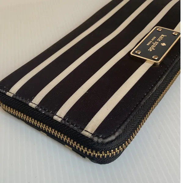 Kate Spade New York Black White Striped Zip Around Wallet Continental Purse - Image 7