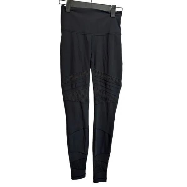 Lululemon mix & mesh black leggings size 4 - fair condition see pics full length - Image 8