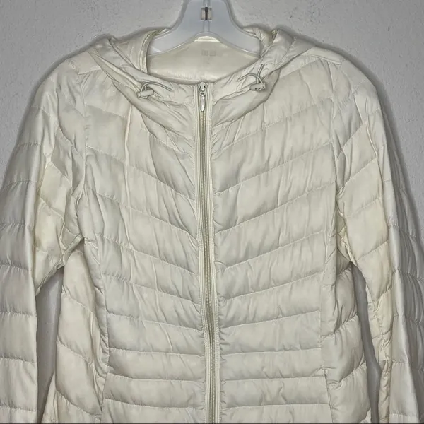 Uniqlo Down Filled‎ Hoody Coat - Image 6