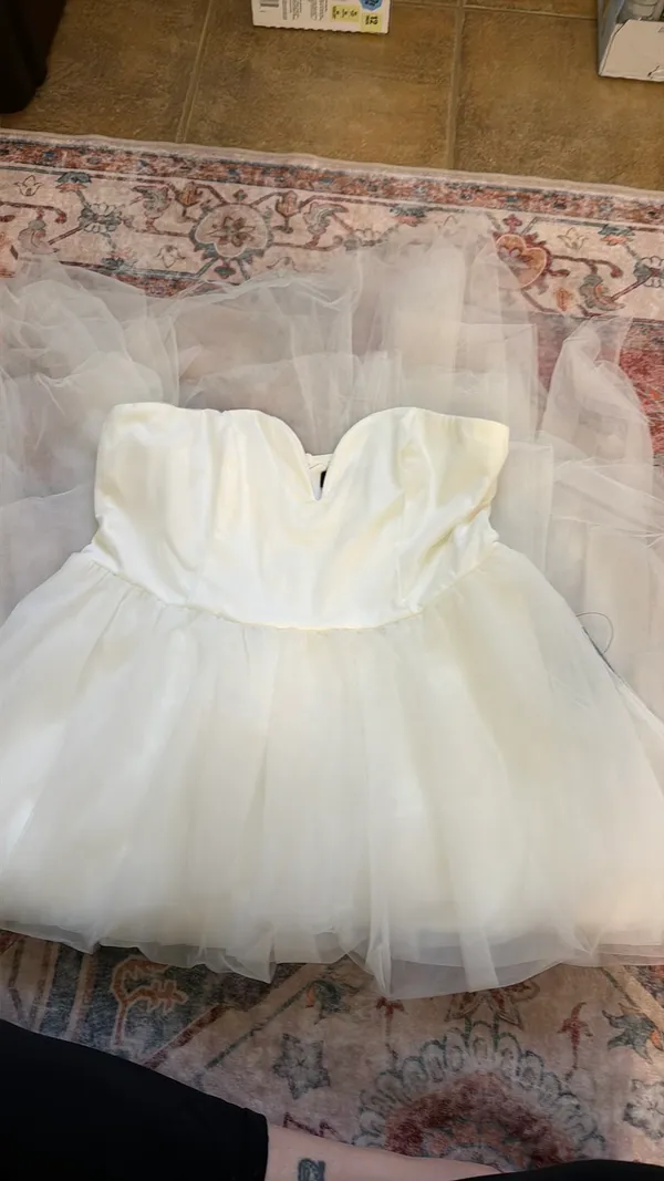 NWT Lulus White High Low Bridal Dress - Image 2