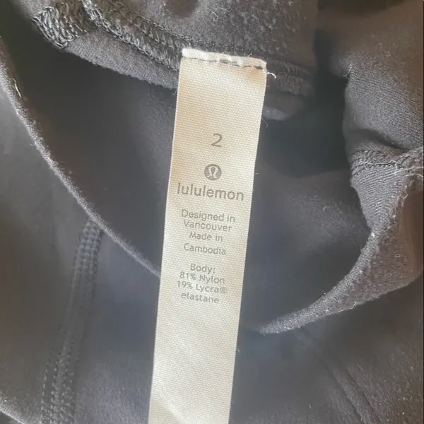 Lululemon Black Align Joggers 25” *size 2 - Image 4