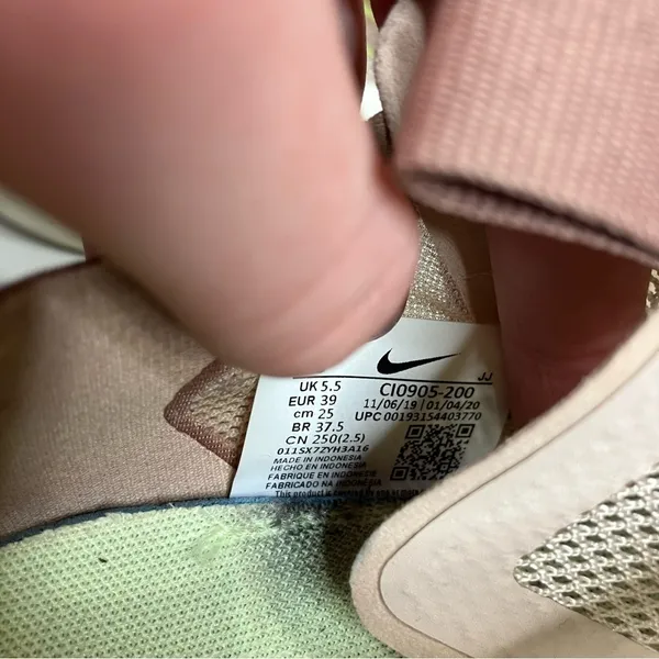 Nike Vista‎ Lite in fossil stone size 8 - Image 9