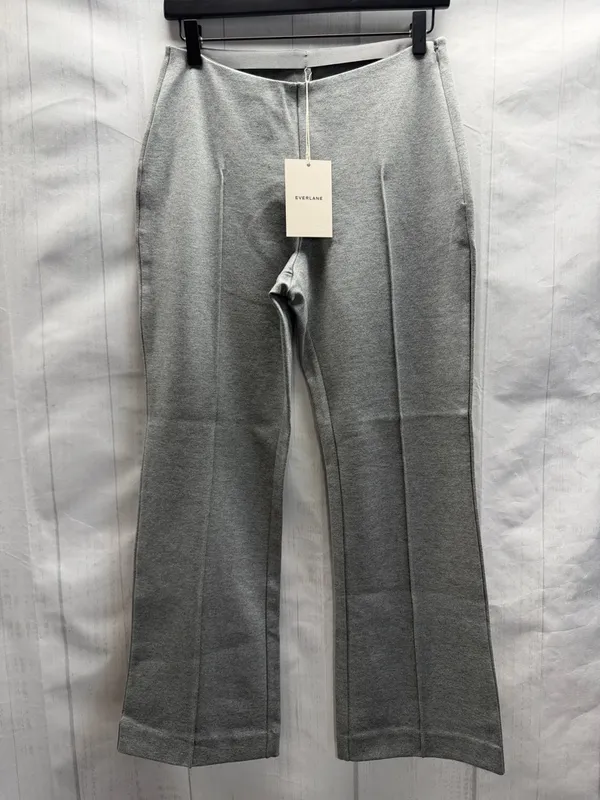 Everlane NWT Mid Heather Gray The Dream Kick Flare Ponte Pants Size Medium - Image 7