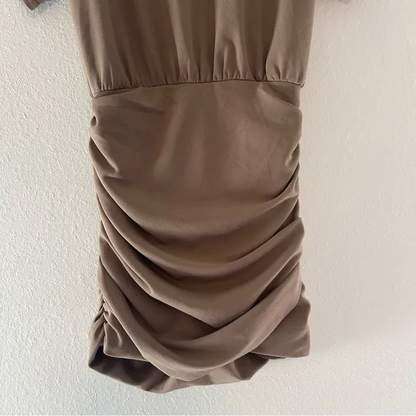 Abercrombie & Fitch Ruched Short Sleeve Mini Dress - Image 5