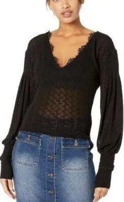 Free PeopleDream girl knit lace trim sweater top size XS - Image 2