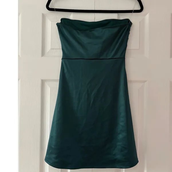 Windsor Dark Green Satin Ruched Strapless Mini Dress Size M Cocktail Homecoming - Image 3