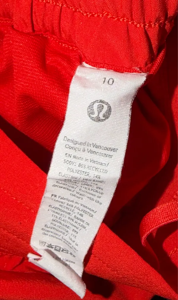 Lululemon Hotty Hot High-Rise Lined Short 2.5 in Hot Heat - Image 5