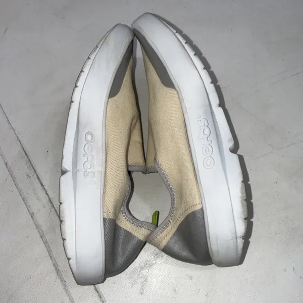 Oofos Oomg eeZee Low Shoes White Loafers Recovery Slip On Women's Size 8.5 - Image 9
