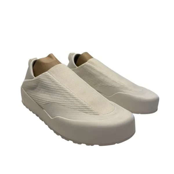 Arc'teryx Women's Kragg Sneaker in Arctic Silk/Arctic Silk 1, Size 8.5 - Image 4