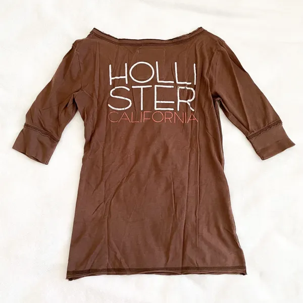 Hollister Brown Button Tshirt - Image 2