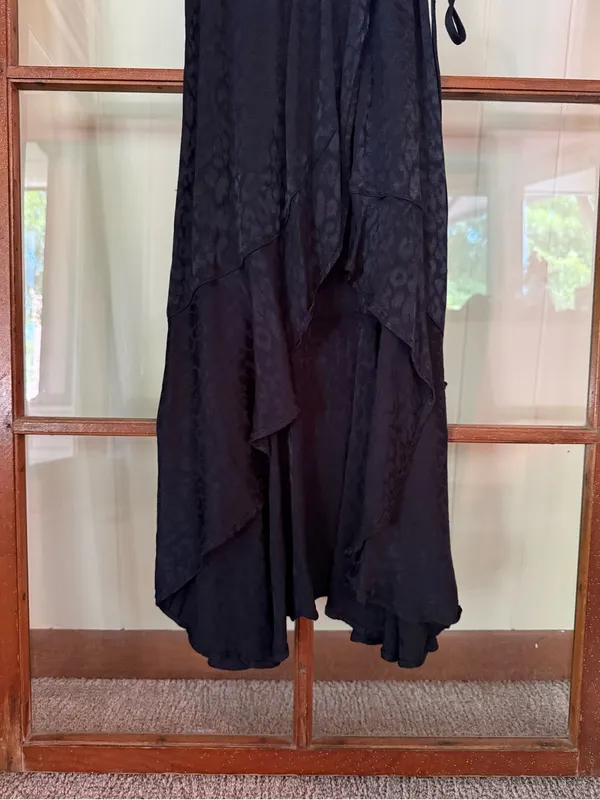Abercrombie & Fitch Black Satin Leopard Jacquard Wrap Midi Slip Dress - Size XS - Image 3