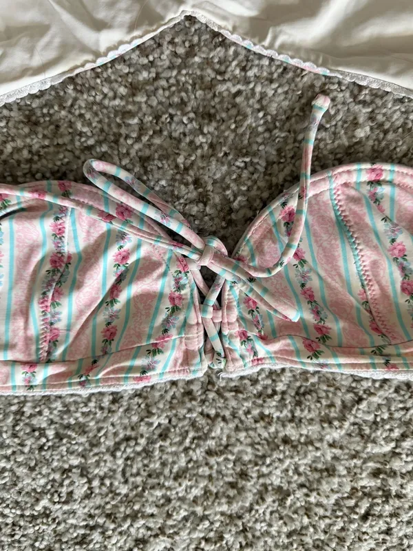 Frankies Bikinis Set - Image 3