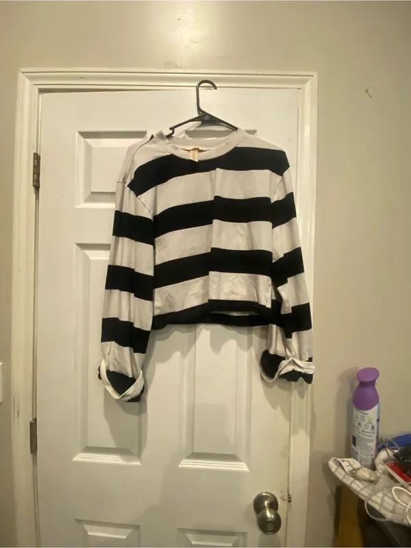 H&M Striped Black & White Long Sleeve Top - Image 8