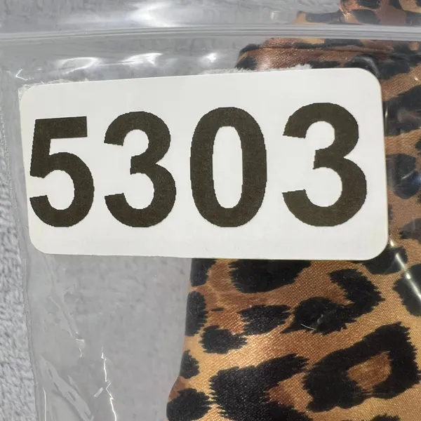 Private‎ Luxuries Satin Leopard Blouse Womens M Button Down Pajama Style Top - Image 9