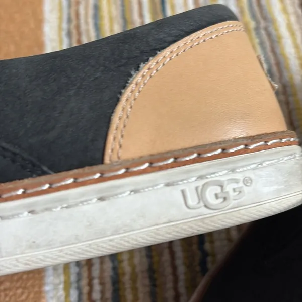 UGG Black and Tan Slip-On Loafers - Image 6