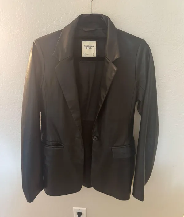 Abercrombie Vegan Leather Blazer - Image 2