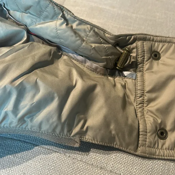 Burberry Tan Quilted Detachable Hood for Jacket Replacement - Image 6