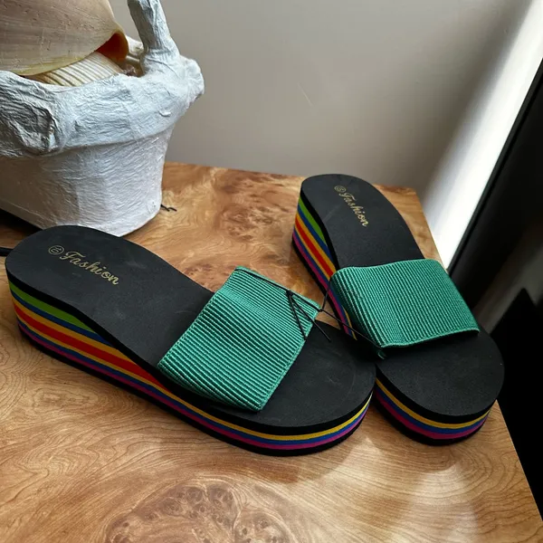 Colorful Striped Platform Sandals Green Size 10 - Image 7