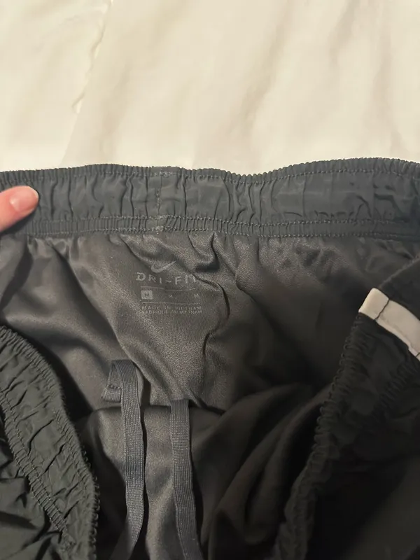 Nike Shorts Dri-Fit - Image 4