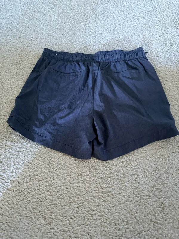 Shorts - Image 2