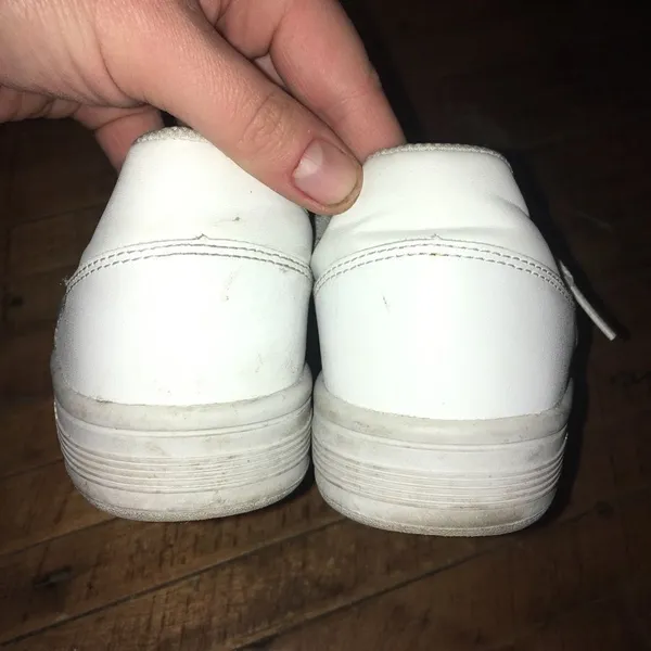 K-Swiss classic white low top sneaker/tennis shoes - Image 3