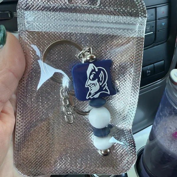 Handmade Duke Blue Devils Keychain with beads. Bag Charm, Zipper Pull. Team Spirit. - Image 6