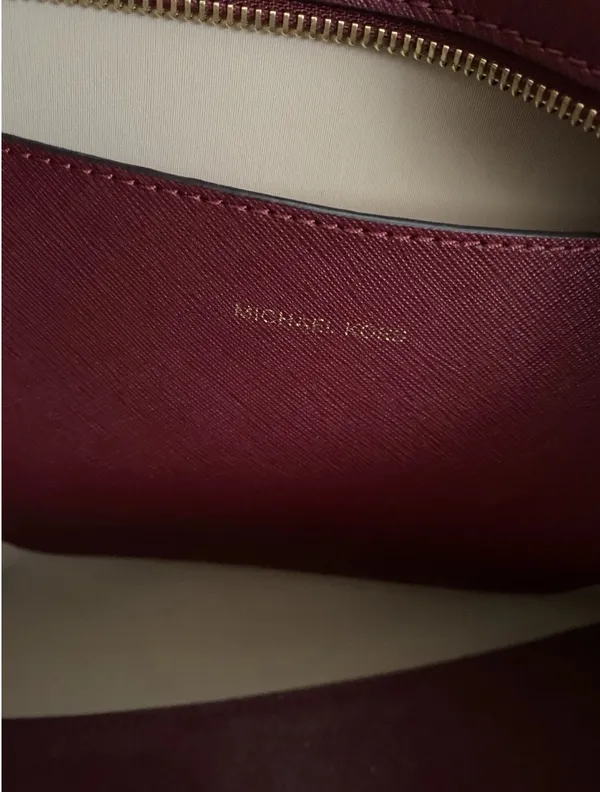Michael Michael Kors East West Walsh Large Tote Bag Purse Burgundy Leather - Image 11