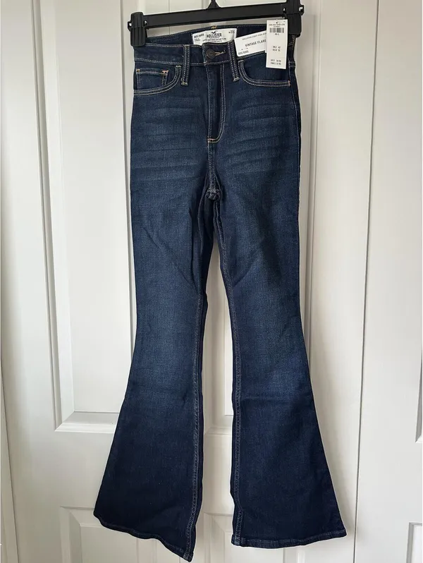 Hollister Short Curvy High-Rise Dark Wash Flare Jeans NWT Dark Wash Sz 00S / 23W - Image 4
