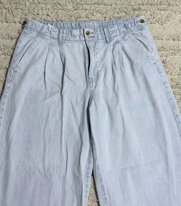 Women’s American Eagle high-rise Strigid wide leg trouser jeans size 12 regular - Image 3