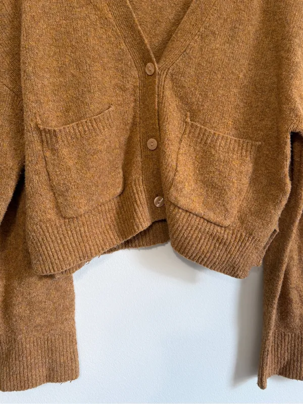 Abercrombie & Fitch Classic Short Cardigan Size XS Tan Camel Bread - Image 5