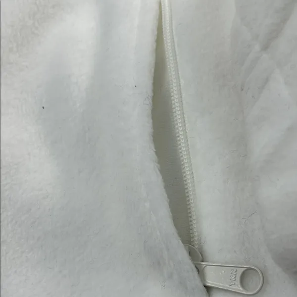 Columbia Soft White Fleece Jacket - Image 4