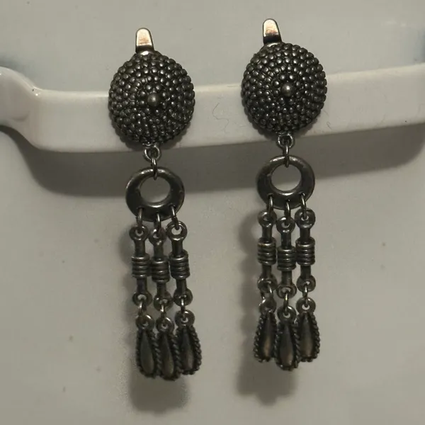 Vintage Silver Tone Clip On Dangle Earrings - Image 2